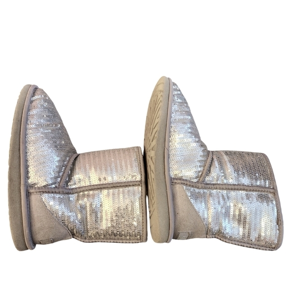UGG Classic Short Silver Sequins Boots Size 5 Big Girl Youth Bling Sparkle Cozy - Picture 8 of 11